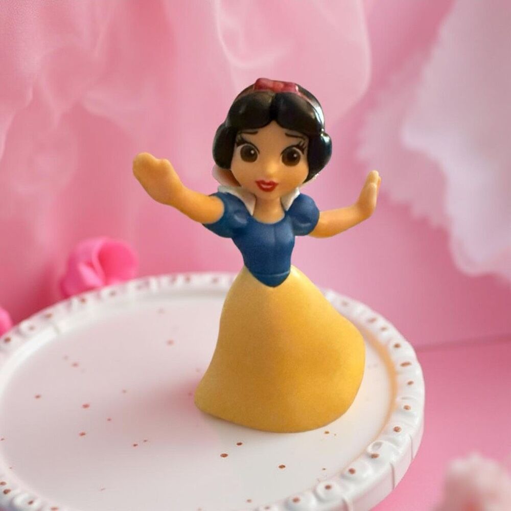 2020 Disney Princess Snow White McDonald's Toy Figure Cake Topper 3” A5